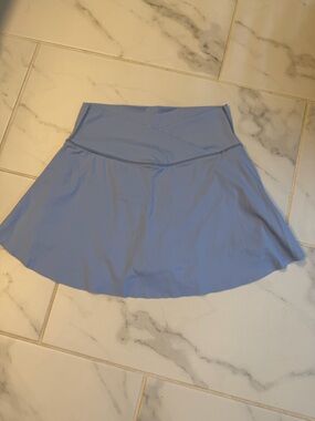 Periwinkle Blue Athletic Skirt w V waistband M